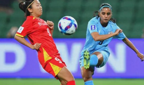 开云体育官网-2-1绝杀！亚洲杯爆冷，中国女足出线形势反转：拿第1名=直通四强