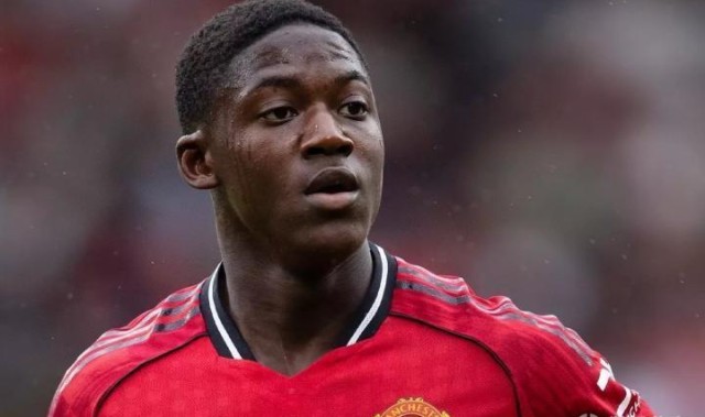 开云体育APP-罗马诺：冬窗后曼联将推进梅努续约，新合同将涨薪并期限更长